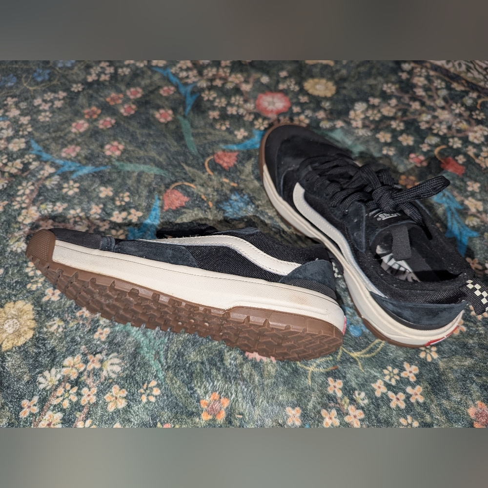 Vans Ultra Range XO MTE Hiking Shoe Waterproof and Cold Weather